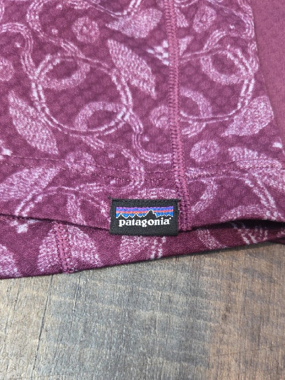 Patagonia Women's Long Sleeve Top - Mauve Pattern - Picture 2 of 5